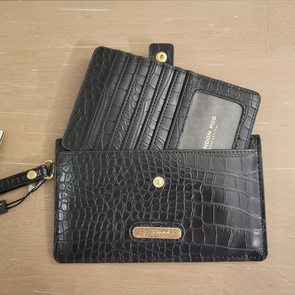 London Fog Sophie Crocodile Wristlet NWT - Picture 4 of 11